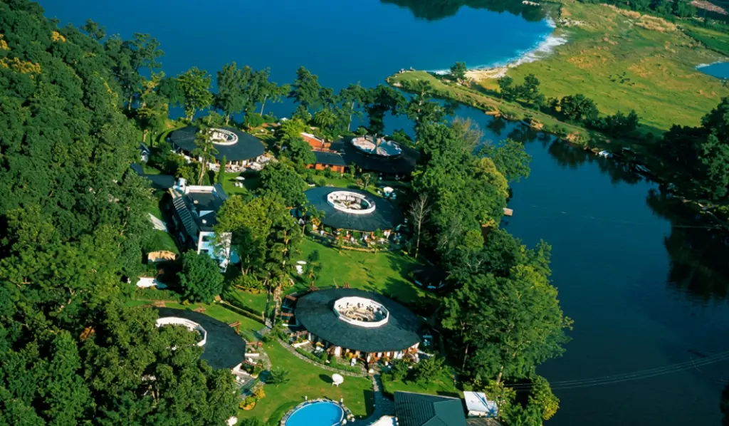 Fishtail Lodge, Pokhara